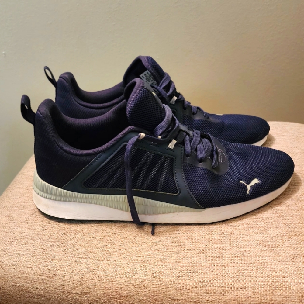 Mens Puma sneakers